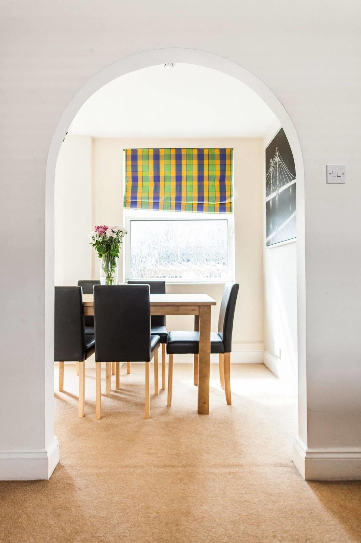 Park Lane City Apartments Лондон Экстерьер фото