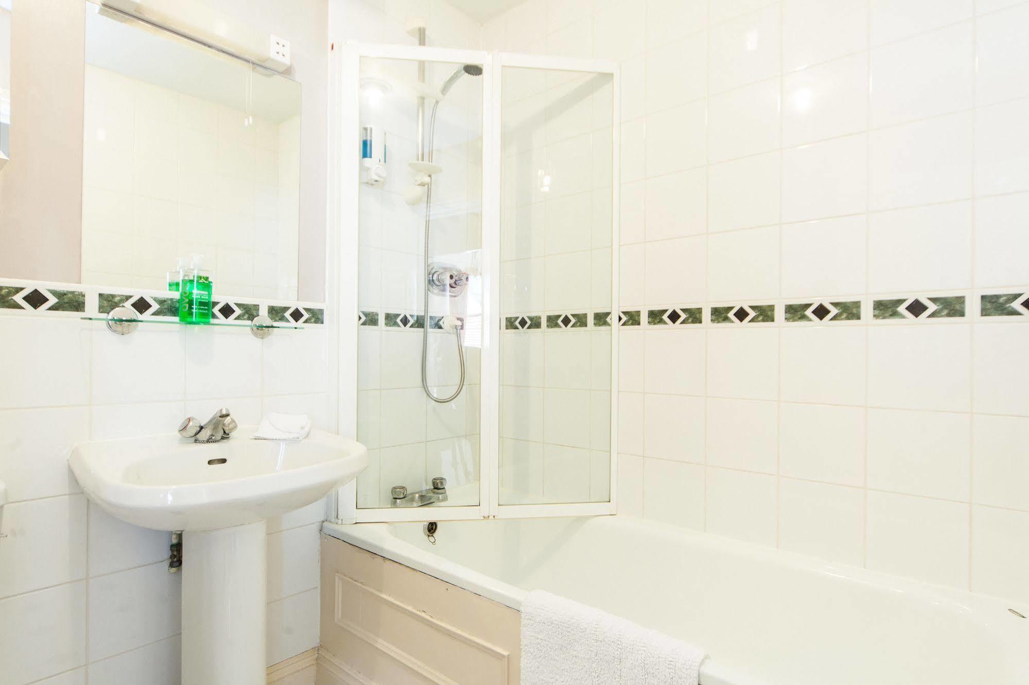 Park Lane City Apartments Лондон Экстерьер фото